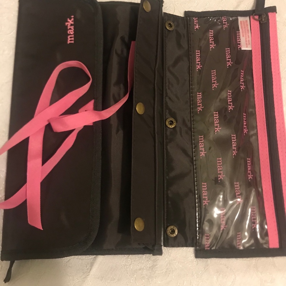 Avon Mark roll up travel jewelry/makeup carrier - Picture 4 of 4